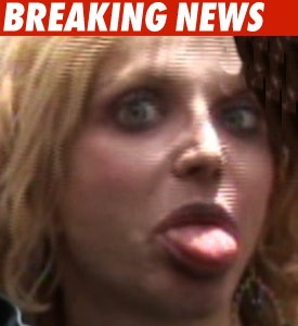 Courtney Love's Bank Has Trust Issues Courtney Love's Bank Has Trust Issues