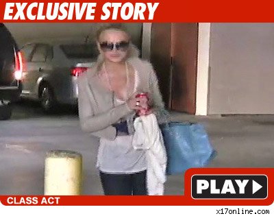 Lindsay's Troubles -- She Ditches Class Lindsay Lohan: Click to watch