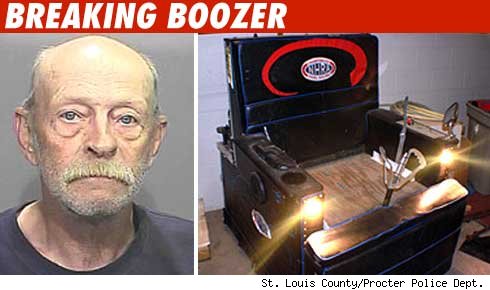 Man Gets DUI on La-Z-Boy-Mobile Dennis LeRoy