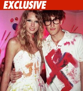 Swastika Guy to Taylor: I'm Sorry! Taylor & AJ
