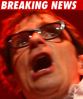 Weezer Singer: Punctured Lung, Wounded Spleen Rivers Cuomo