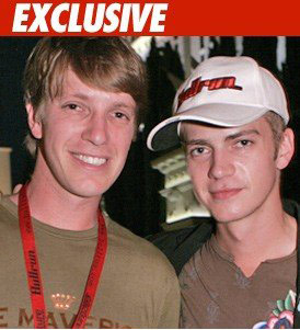Hayden's Bro -- Community Service Is a Drag Hayden's Bro -- Community Service Is a Drag