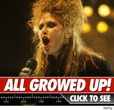 The Chick in T'Pau: 'Memba Her? T'Pau
