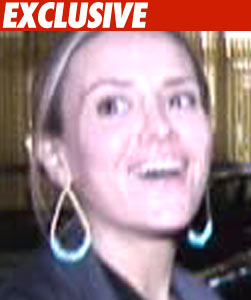 Brooke Mueller Does Rehab at Home Brooke Mueller Does Rehab at Home