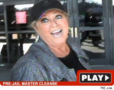 Lil Wayne's Ass Gets Cleaning Tip from Paula D. Paula Deen: Click to watch