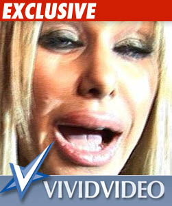 0412_SHAUNA_SAND_VIVID_TMZ_EX