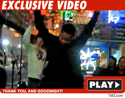 Cuba Gooding Jr. -- The Drunken Bar Toast Cuba Gooding Jr. -- The Drunken Bar Toast