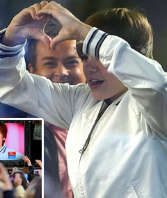 Justin Bieber -- The Show Must Go On!