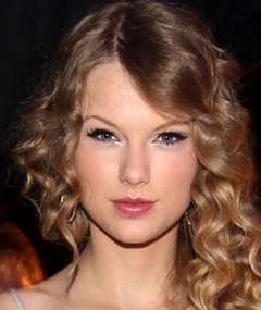 Taylor Swift -- Country CoverGirl
