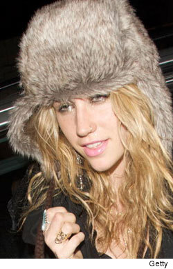 Ke$ha's to Donate Proceeds from Concert to Flood Victims
