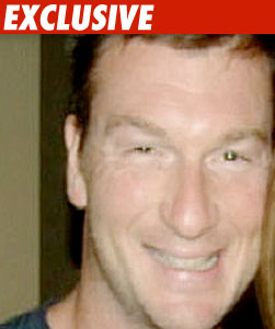 0519_bruce_EX