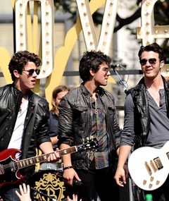JoBros S.O.S -- We're Stuck in an Elevator!