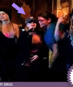Kelly Clarkson Does Karaoke ... Ke$ha Style