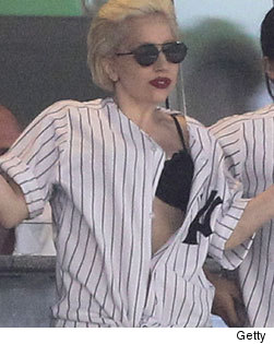 0620_lady_gaga_yankees_getty