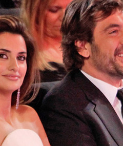 Penelope Cruz & Javier Bardem Tie the Knot