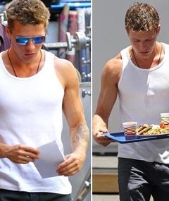 Ryan Phillippe in a Tank Top -- Just 'Cuz