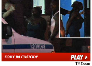 Foxy Brown arrested video 0722_brown_tmz_small