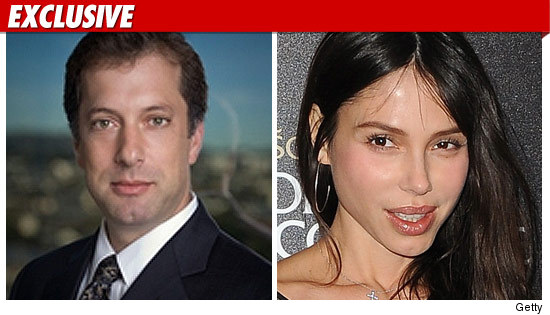 Oksana Grigorieva's Attorney 0722_oksana_man_EX_getty