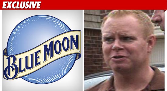 0813_bluemoon_slater_EX