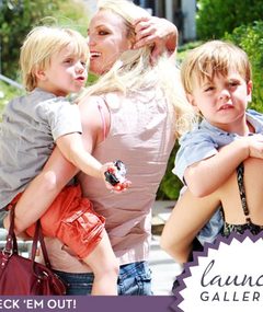 Britney Takes the Boys for Burgers