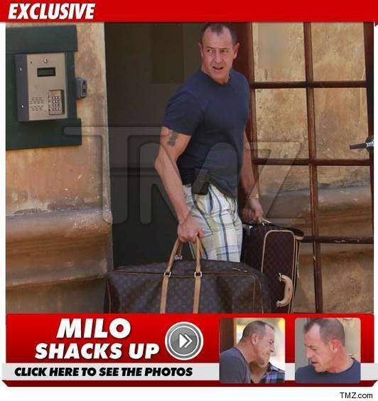 0901_michael_lohan_new_pad_EX