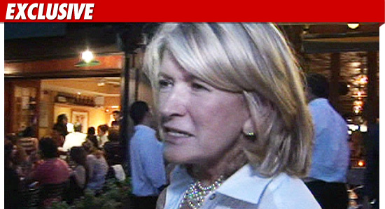 0907_martha_stewart_TMZ_EX_04