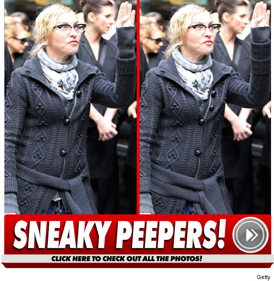 0916_sneaky_peeper_launch