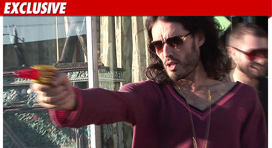 0917_russell_brand_tmz_EX