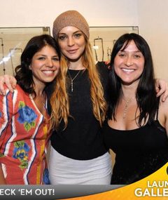 Lohan on the Lookout ... for Jewelry
