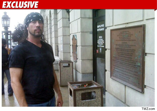 0928_xpac_ex_tmz