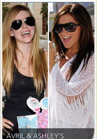 Avril & Ashley Get Wet in Vegas