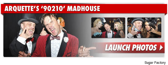 1025_arquette_90210_madhouse_footer