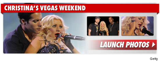 1025_christina_aguilera_vegas_weekend_footer