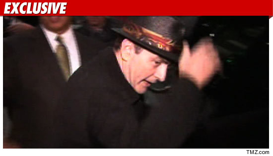 1026_charlie_sheen_TMZ_ex