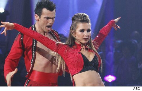 1027_dancing