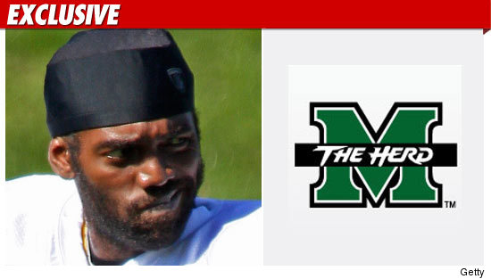 1102_randy_moss_theherd_EX