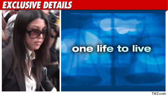 1112_kourtney_EXD_TMZ_01
