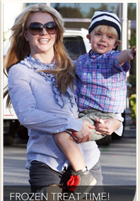 Britney Spends Sunday with Jayden