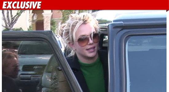 1129_britney_EX_TMZ_01