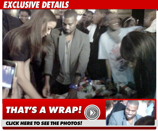 1130_kanye_West_photo_launch_EXD