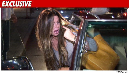 1220_rachel_EX_TMZ_02