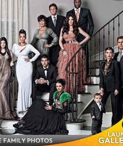Who Was Photoshopped Into Kardashian X-Mas Card?