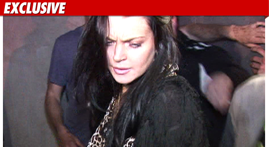 1221_Lindsay_Lohan_TMZ_EX_2