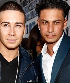 DJ Pauly D & Vinny Splurge On Family For Christmas!
