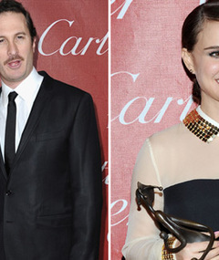 BLING! Portman's Engagement Ring -- Zoom View!