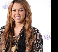 TV: Miley Cyrus to Host 'Saturday Night Live'