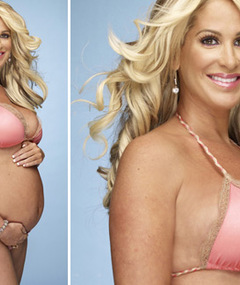 FAB FOTO: Pregnant Kim Zolciak Poses In Her Underwear