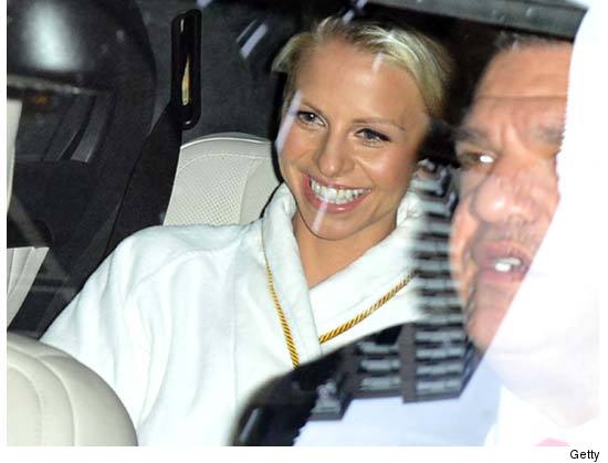 Kayte Walsh in Wedding Day
