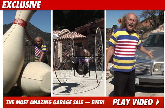 0316_GALLAGHER_GARAGE_SALE_LAUNCH