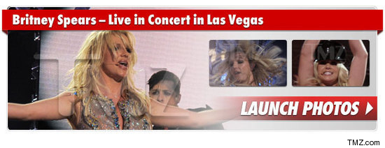 0326_britney_spears_vegas_photo_launch